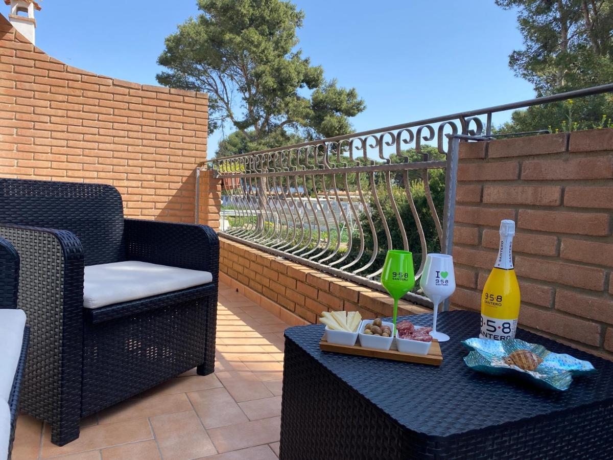 Casita Porto Pino Villa Exteriör bild